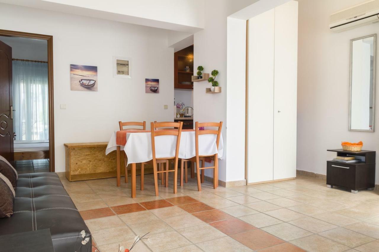 Kaya Sea Apts - Stegna Beach أرخانجلوس المظهر الخارجي الصورة